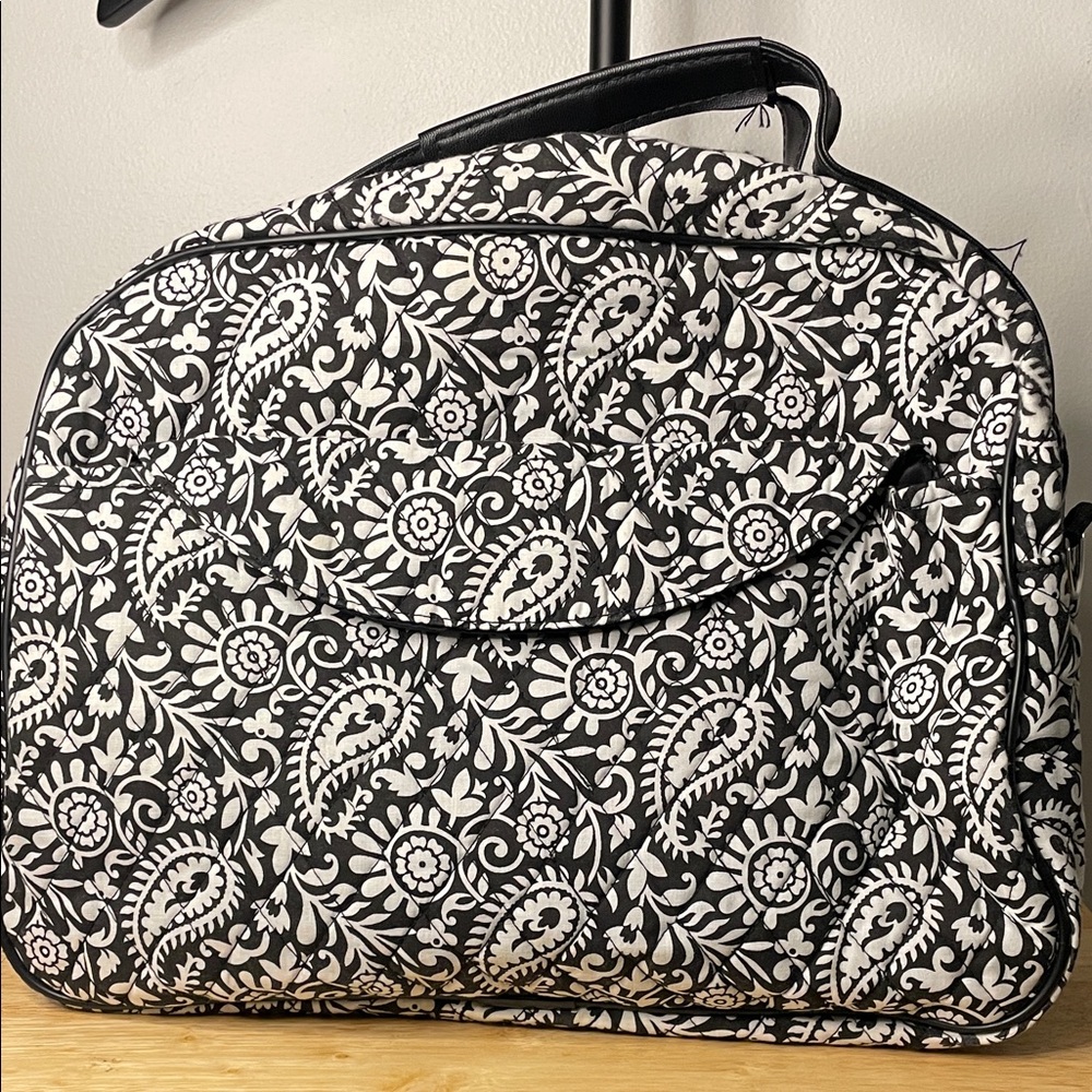 Chic Black and White Paisley Travel Bag - Picture 2 of 8